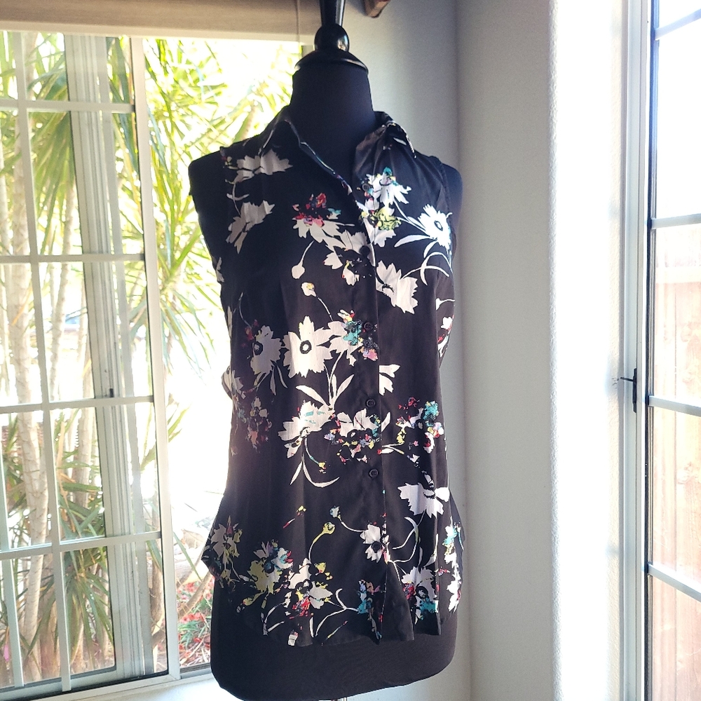 🍒NWOT🍒 JESSICA SIMPSON CUT OUT BACK SLEEVELESS
